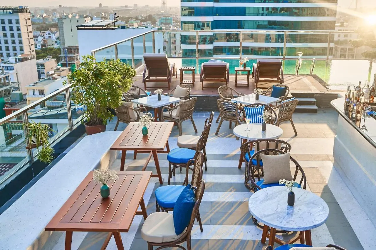 Sofiana My Khe Hotel & Spa- Rooftop Pool Bar Ντα Νανγκ