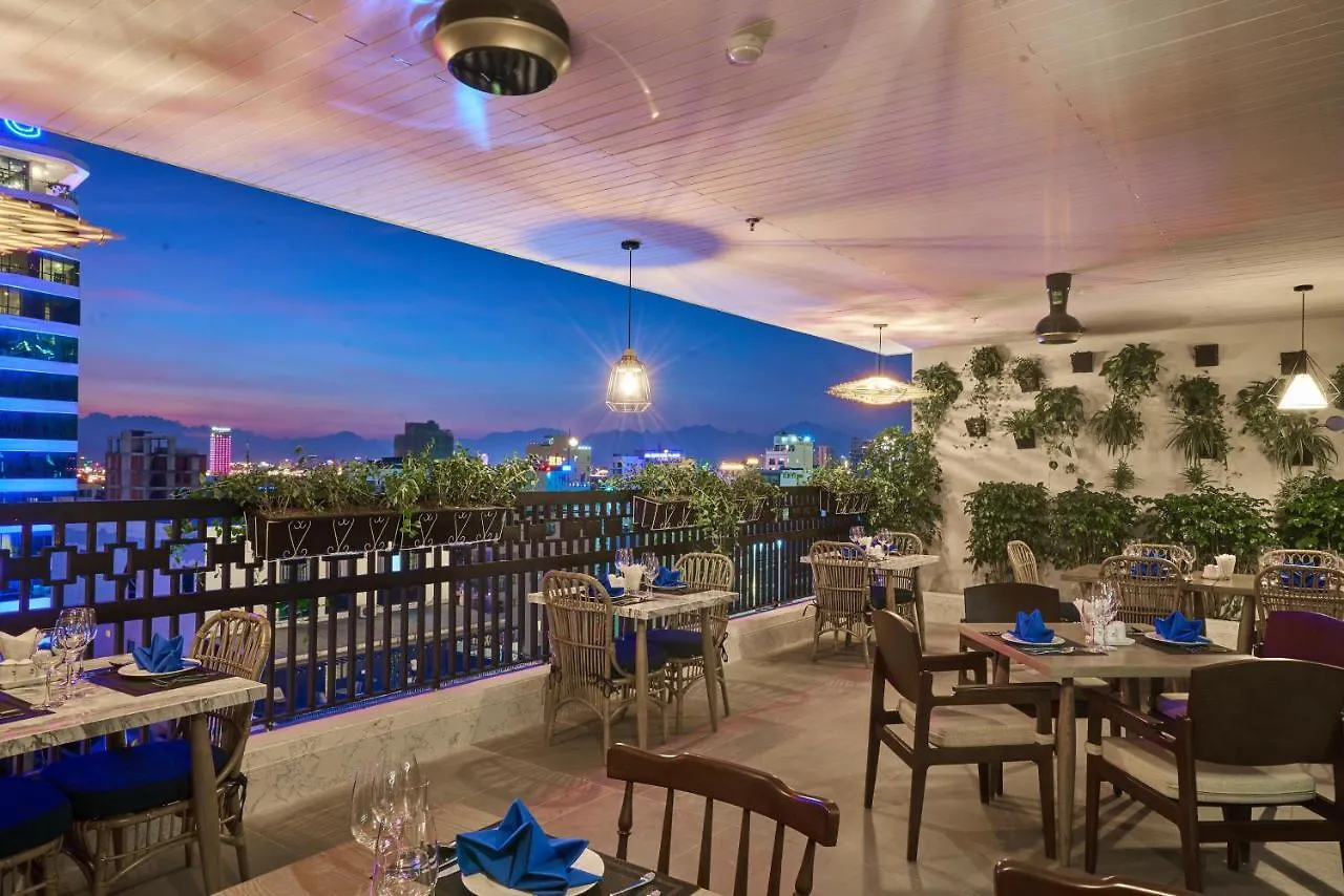 ****  Sofiana My Khe Hotel & Spa- Rooftop Pool Bar Da Nang Vietnam