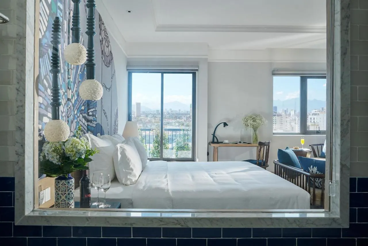 Sofiana My Khe Hotel & Spa- Rooftop Pool Bar Da Nang